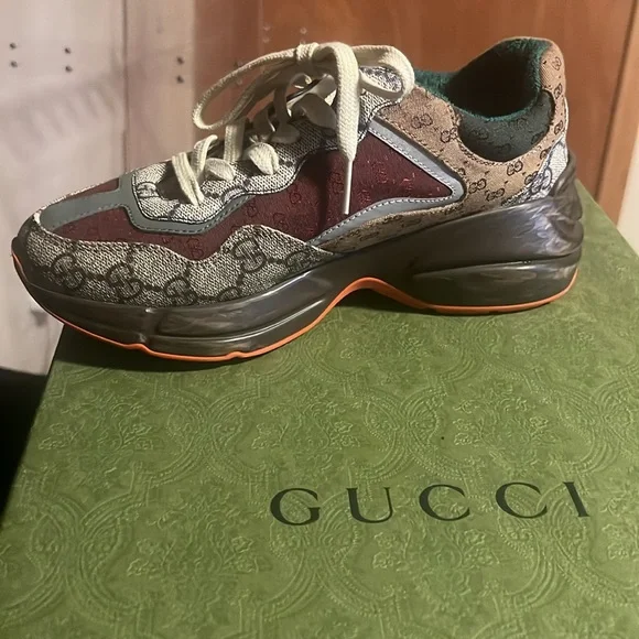 GG Rhyton Canvas Fashion Sneakers - Picture 4 of 11